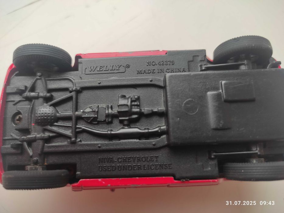 Модель  авто для колекції  Chevrolet NIVA