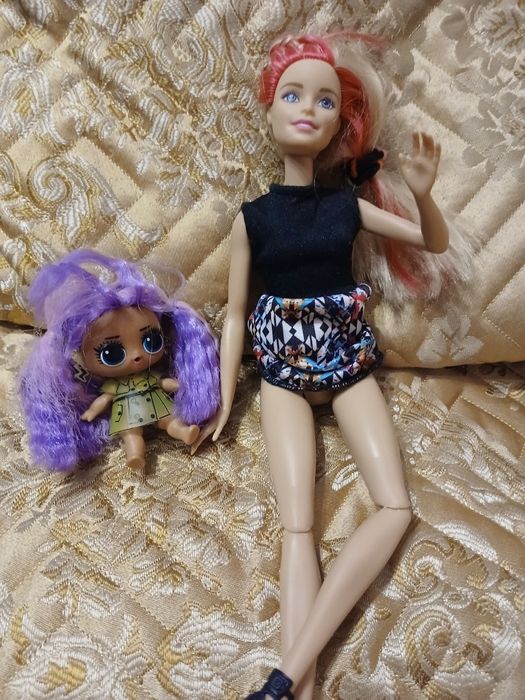 Кукла барби с подружкой