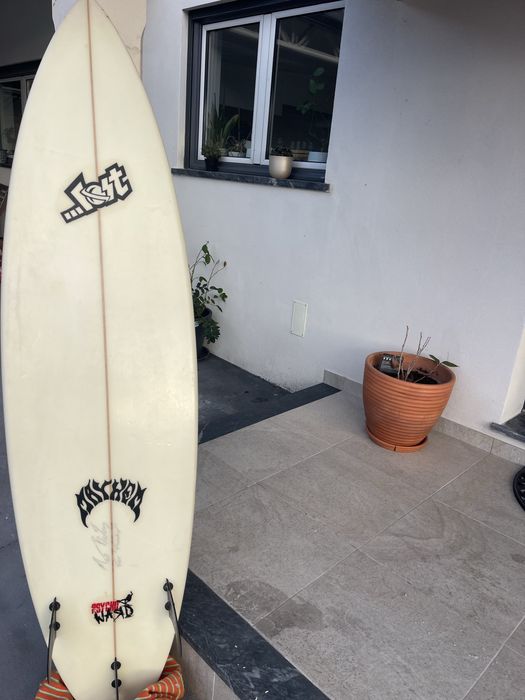 Prancha de surf usada por fredy surfiste prefissional e assinada