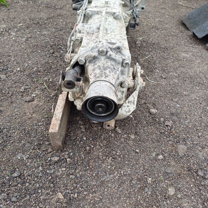 Subaru forester SF 1 2.0 бензин 00-02r кпп з роздаткою коробка передач