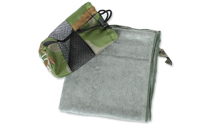 FOSTEX - Ręcznik Microfibra - 80 x 40 z pokrowcem