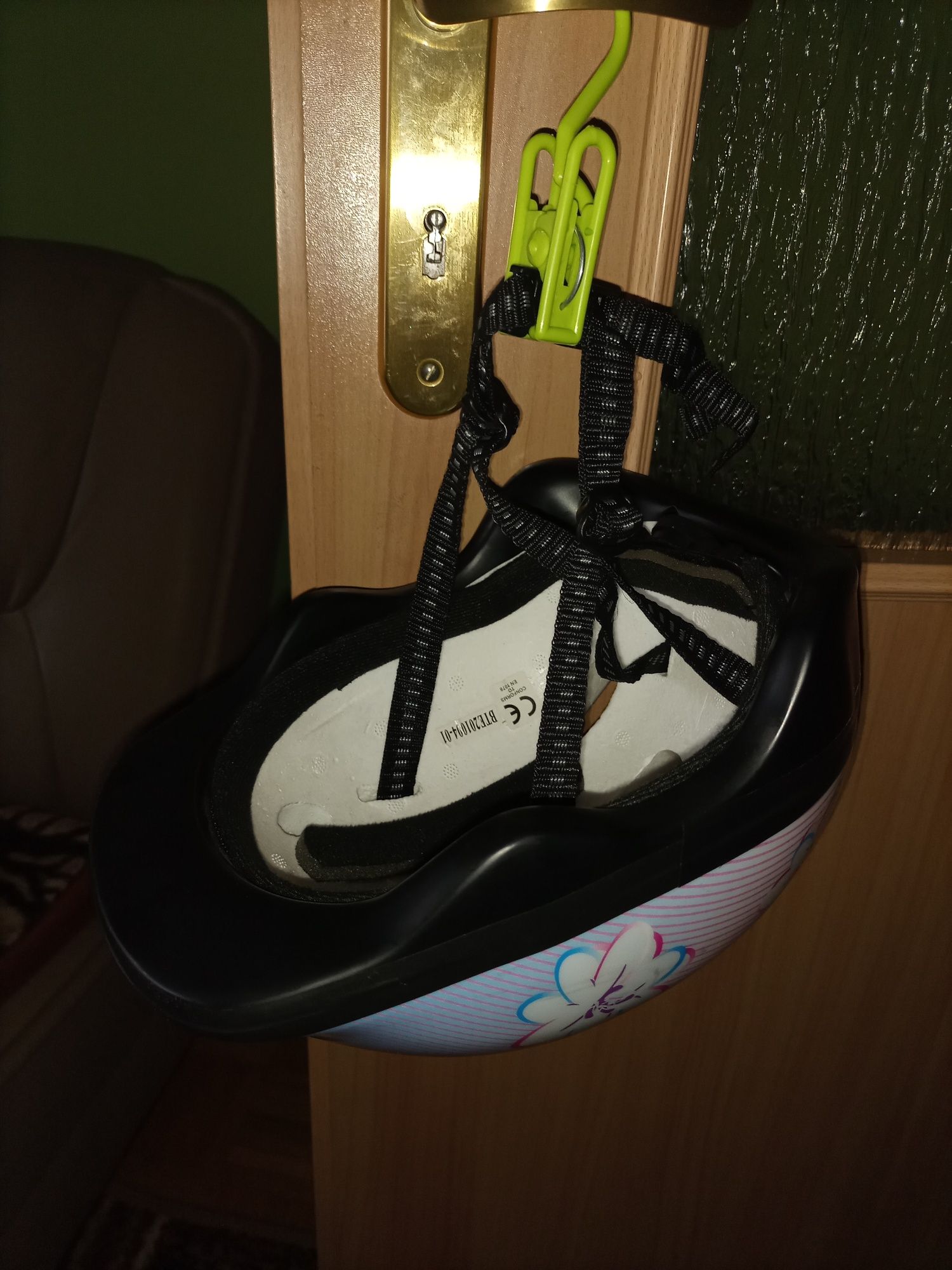 Dziewczęcy, dziecięcy kask rowerowy Spokey. S L,47  - 57cm.