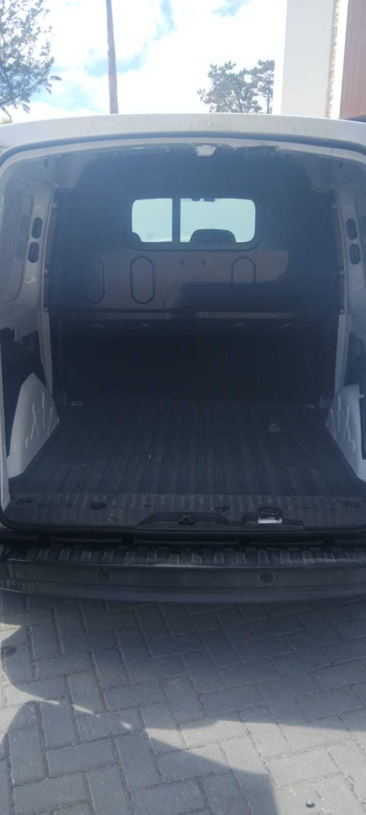 Renault Kangoo 1.5 Dci (compact)