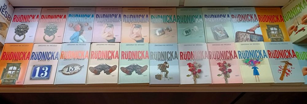 Olga Rudnicka – komplet serii „Zbrodnia na wesoło”