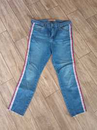 Spodnie jeans 42