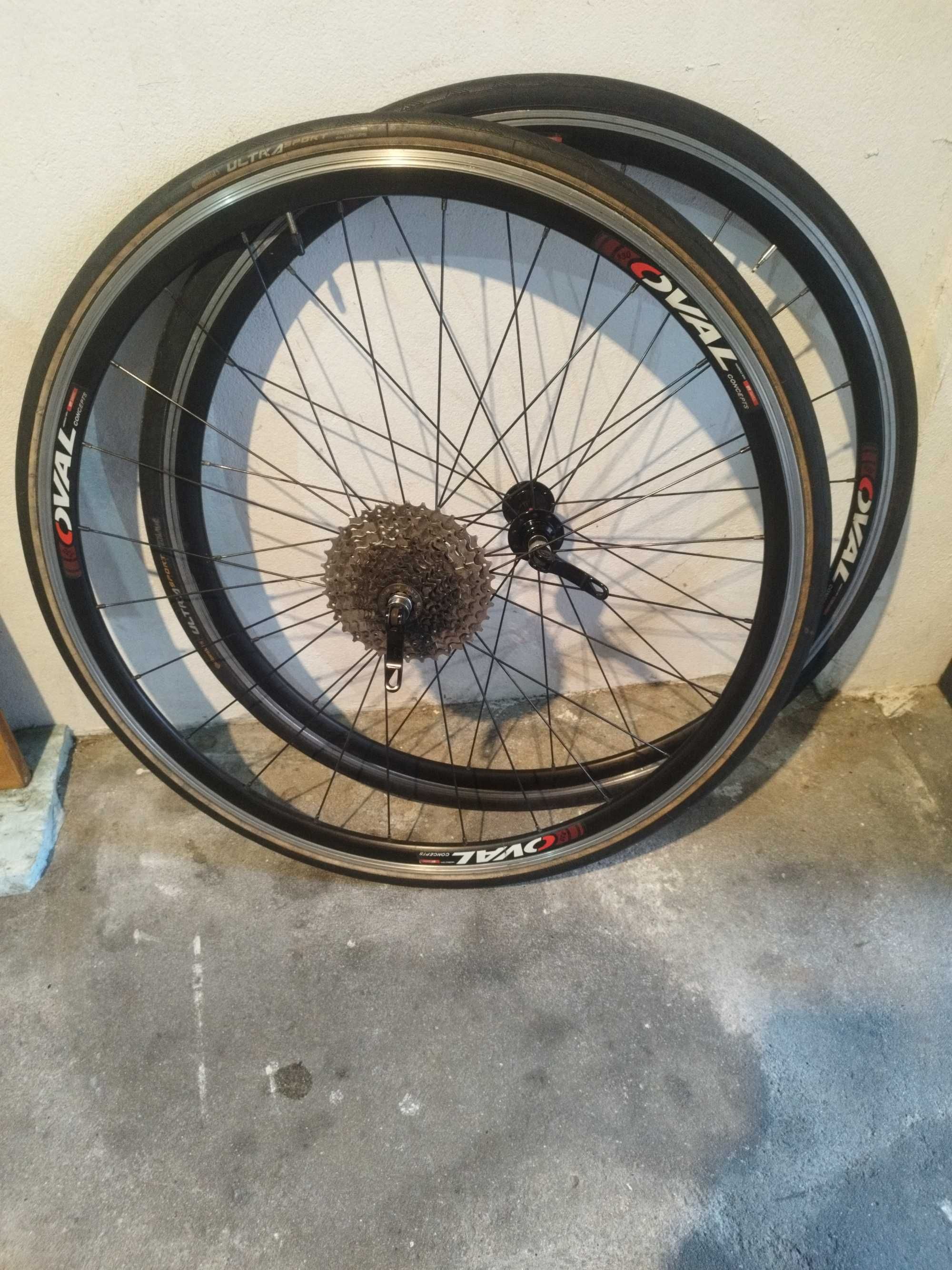 Rodas marca oval