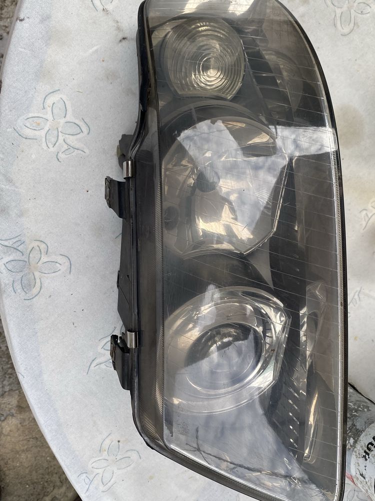 Farol esquerdo audi a3 8l