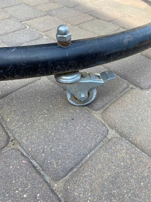 Kokon ogrodowy  na kółkach