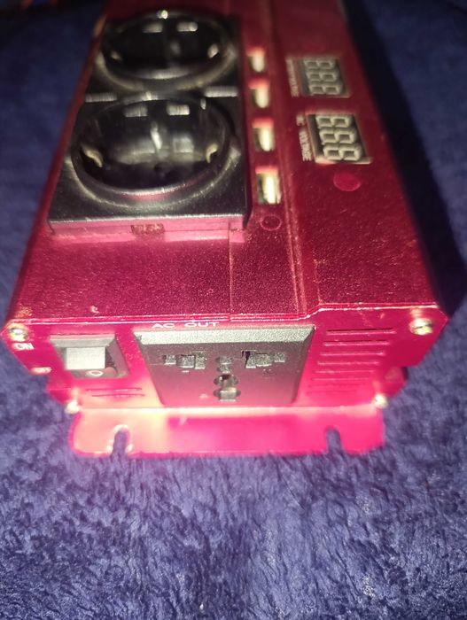 Інвертор перетворювач напруги Power Inverter 2000W 12-220V,