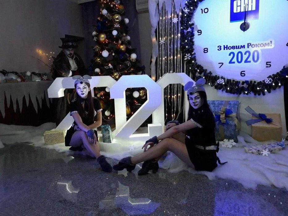 Цифры из пенопласта для рекламы, праздников