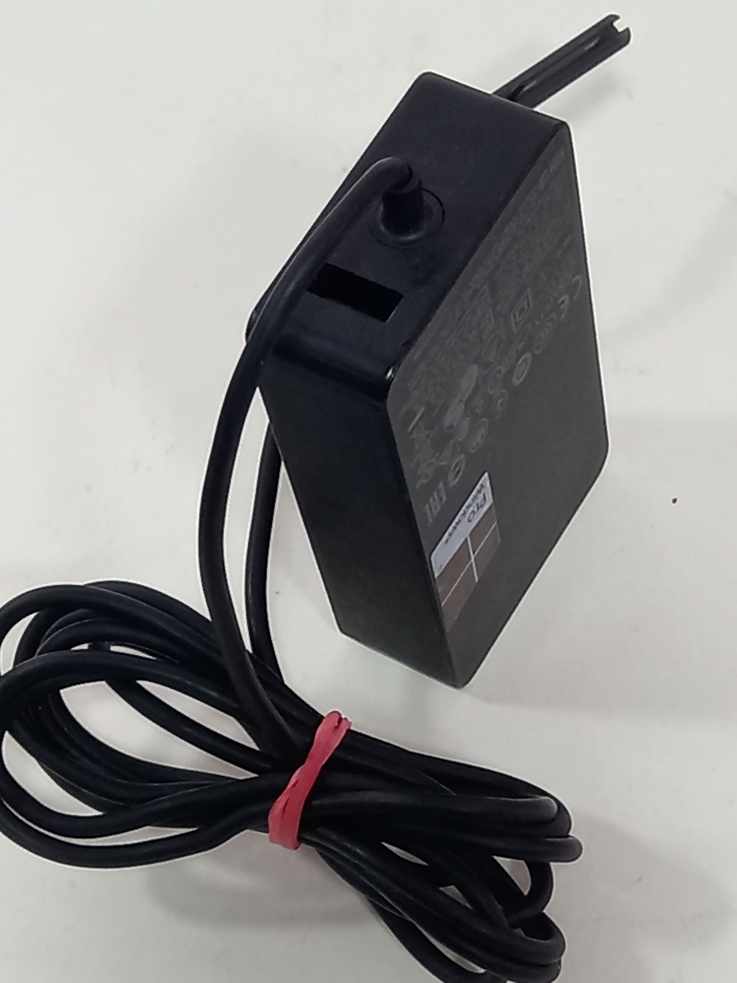 Блок питания Microsoft Surface Pro 3-4 (Model 1625)
