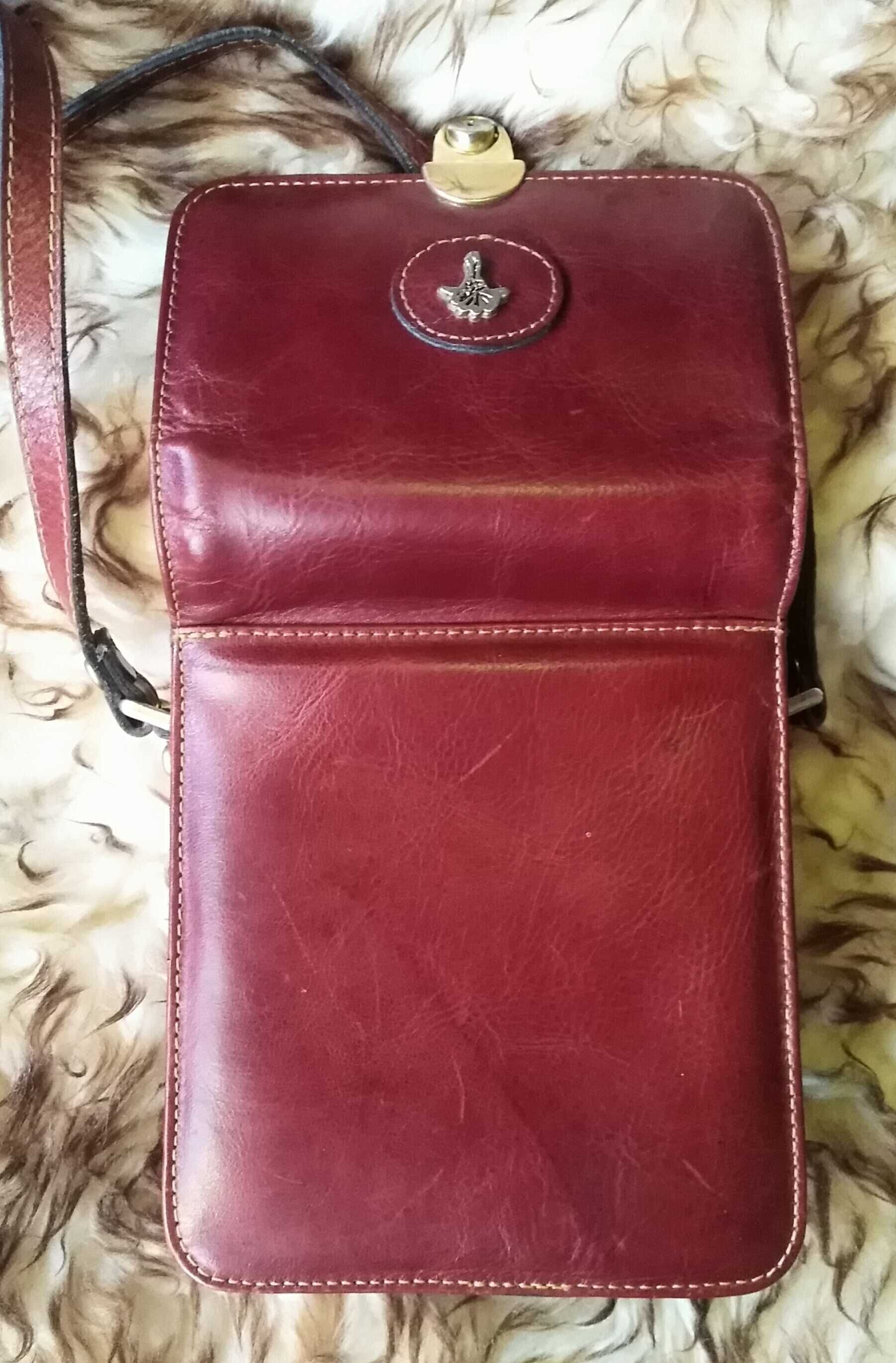 MADE IN ITALY urocza mini torebka listonoszka pasek klamra Vintage