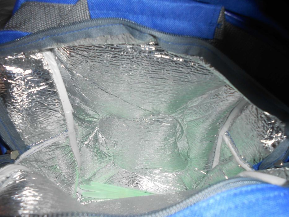 Mochila Isotérmica Travel Pleasure com acessórios nova