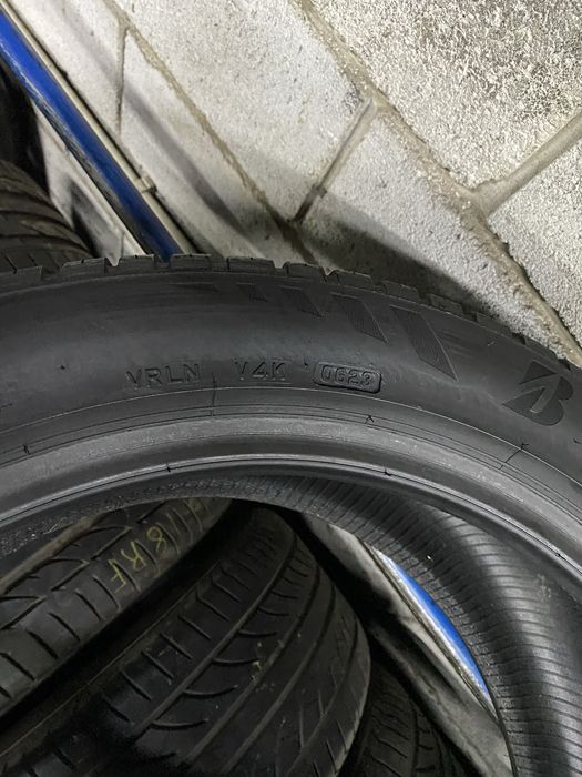 Всесезонні шини 245/45 R19 (102V) BRIDGESTONE