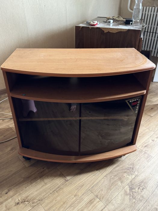 Продам тумбу