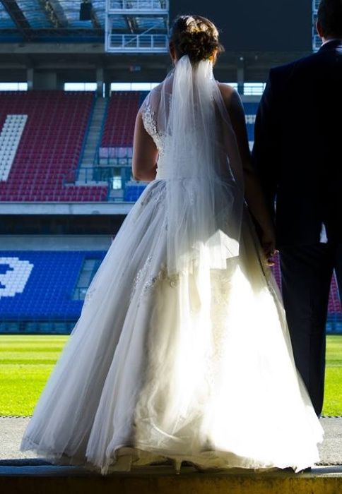 piękna suknia ślubna princessa Annais Bridal