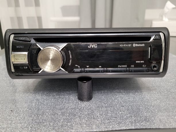 Radio samochodowe JVC 4x50W BLUETOOTH,CD,USB/IPOD/IPHONE,AUX,rds