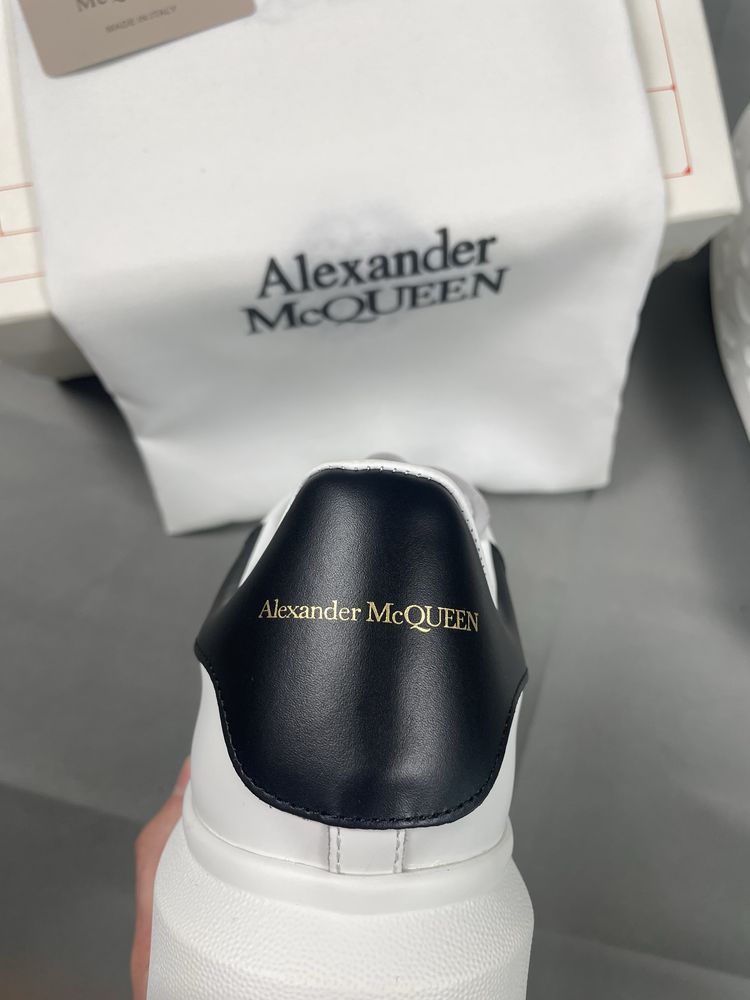 Alexander McQueen White|Black
