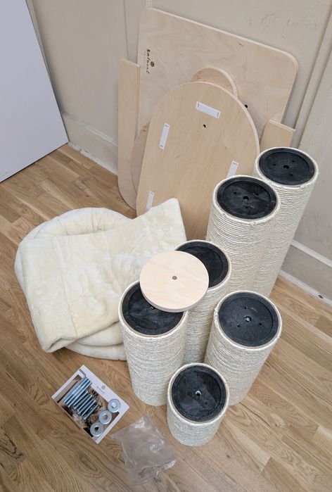 Natural Paradise Drapak dla Kota Amaryllis L Kremowy 101x79x127,5 DUŻY