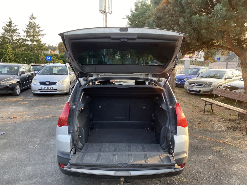 Peugeot 3008 1.6 benz GT Sport Hak Grzane Tempomat Alu Isofix ZAMIANA