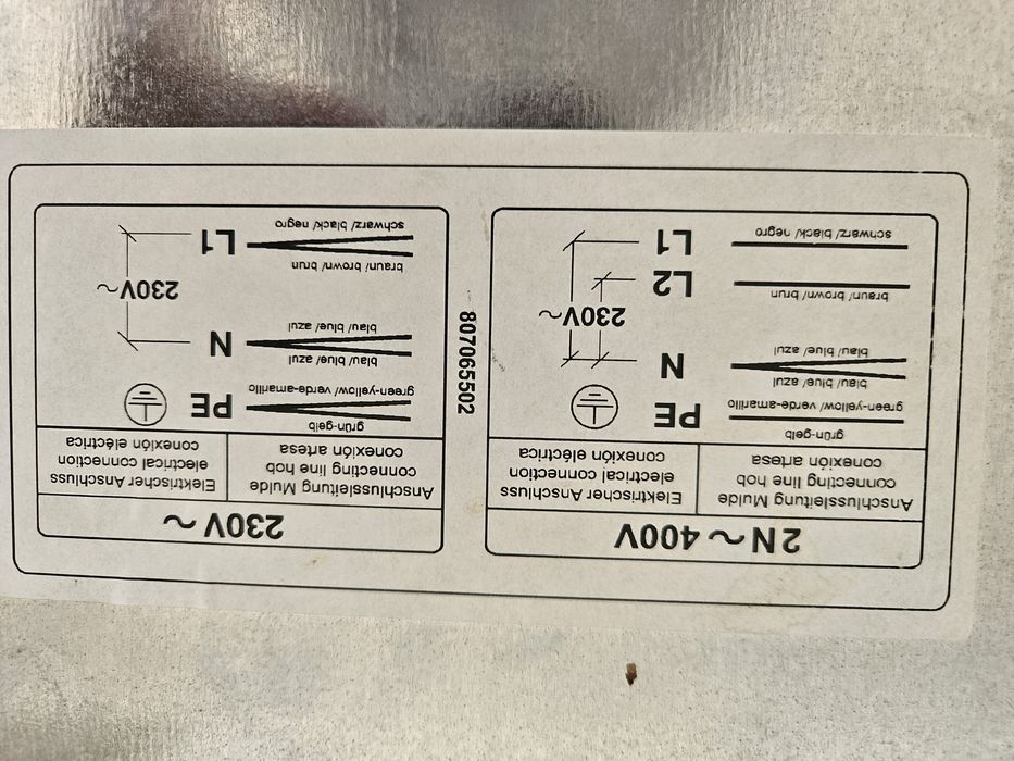 Pęknieta Kuchenka indukcyjna Electrolux