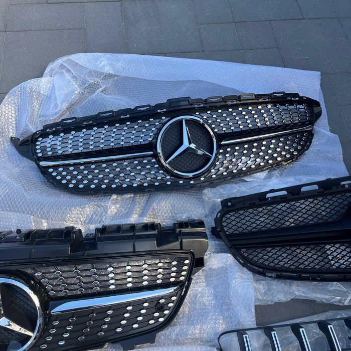 Решетка решітка мерседес mercedes GLA GLB GLC GLE GLS CL ML G CLA CLS