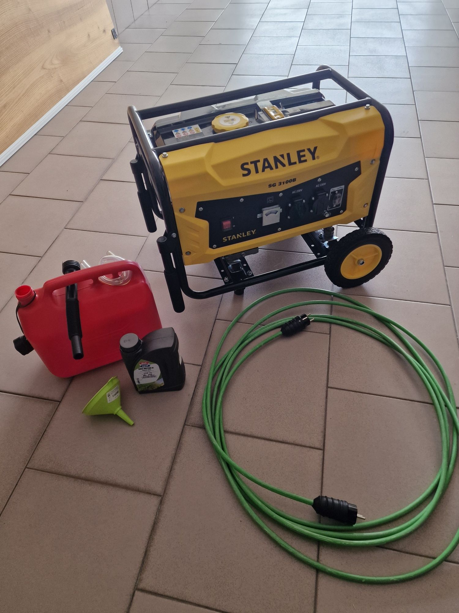 Gerador a gasolina STANLEY SG 3100B