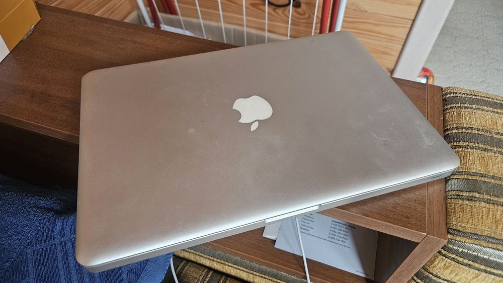 MacBook Pro 13" / i5 / 8GB / SSD 120GB / зарядка