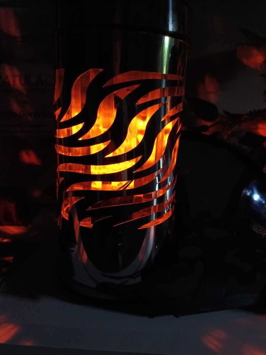 dekoracje nagrobne znicz solarny  duży 23cm świeci w dzień i w nocy