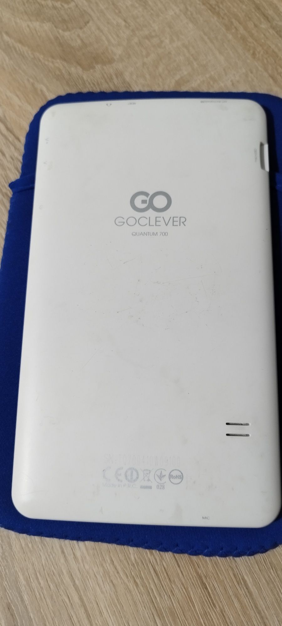 Tablet Goclever Quantum 700 + etui