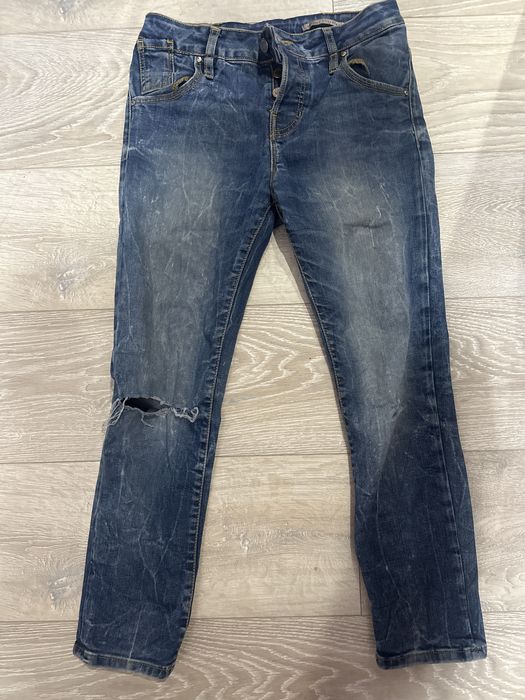 Spodnie guess z dziurą rozmiar zs