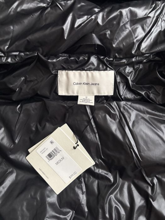Жіноча куртка  Calvin Klein розмір М
