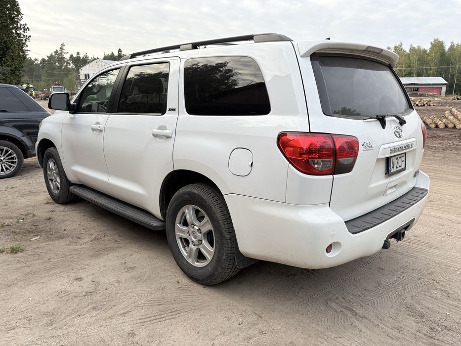 Toyota Sequoia stan bardzo dobry