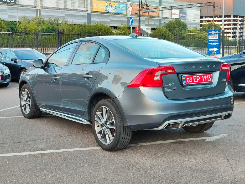 Volvo S60  CROSS COUNTRY 2018 рік, 2,0, дизель, з Італії ВІДЕО