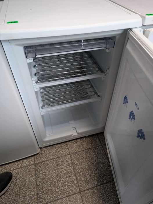 Zamrażarka mała Whirpool | 55cm szer 85cm szer | Niemiecka | Gwarancja