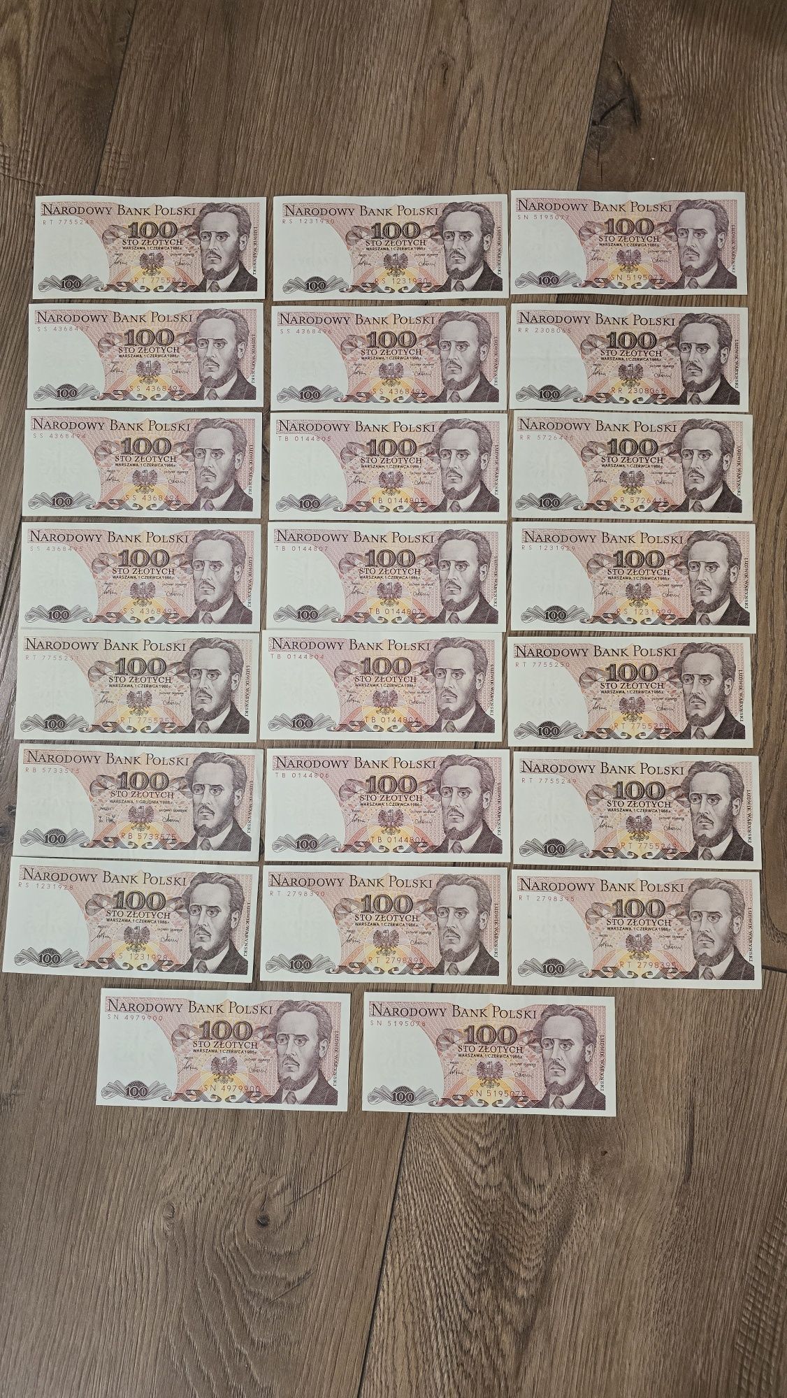 Banknoty PRL 50, 100, 500 zł