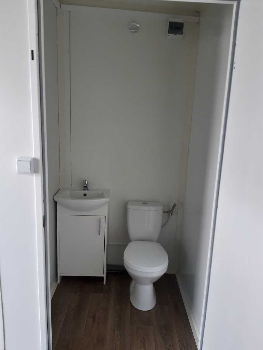 Kontener socjalny biurowy z WC 6x2,5m 15m2 całoroczny