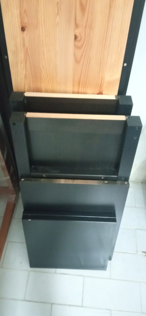 Consola/Aparador Hemnes Velatura Preta/Castanha