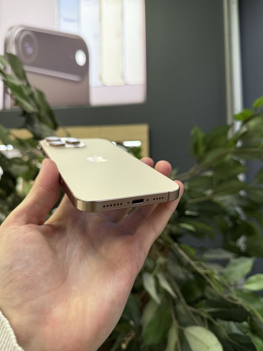 iPhone 16 Pro Max 256GB Desert Titanium