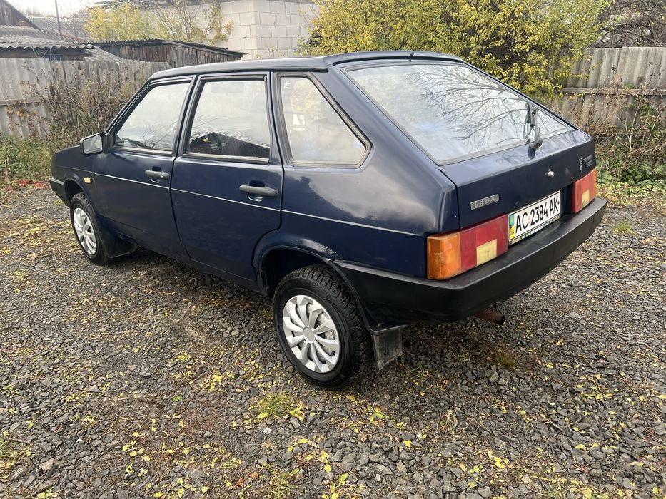 Автомобіль Ваз 2109 В гарному стані