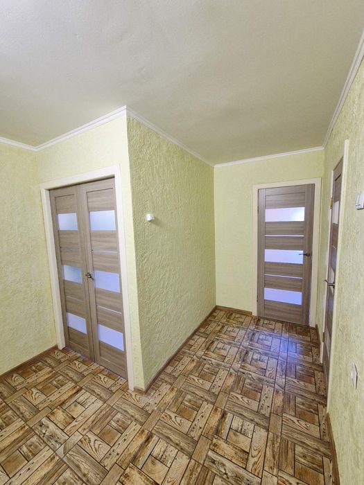 Продаж 1к великогабаритної квартири, вул.Ю.Коваленка