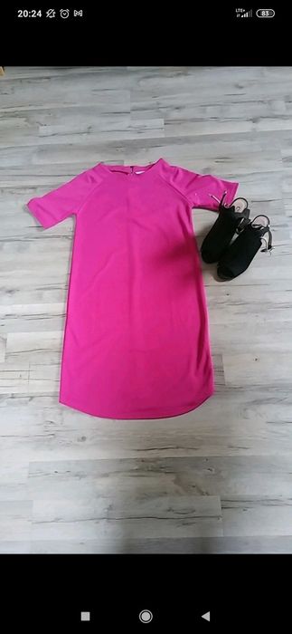 Różowa sukienka Pepco z suwaczkiem