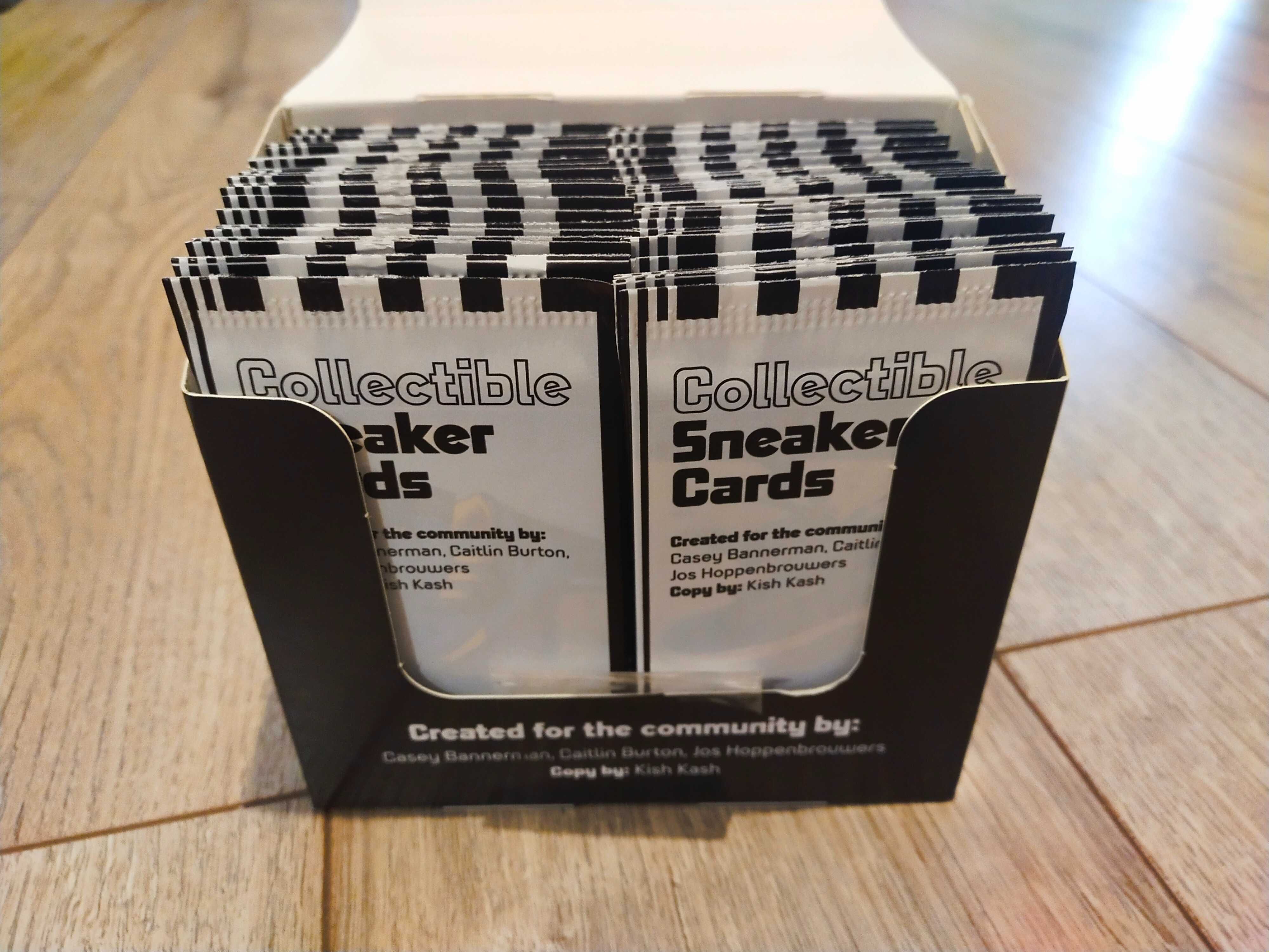 Karty kolekcjonerskie Foot Locker Sneaker Cards