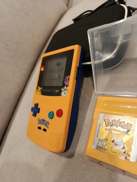 Conjunto Gameboy Color Pokémon com 7 jogos Pokémon cabo link e bolsa