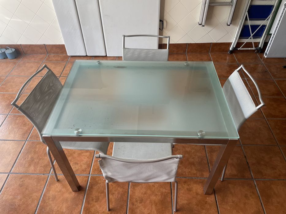 Conjunto de mesa de cozinha + cadeiras