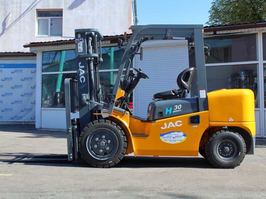 Дизельний вилковий навантажувач JAC