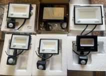 Прожектори  220 v з датчиком та без Lezard/Floodlight IP66 10W-50W