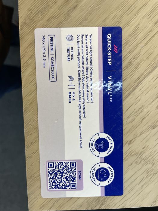 Panele winylowe klejone