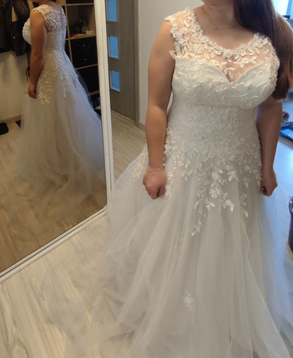 Suknia sukienka ślubna