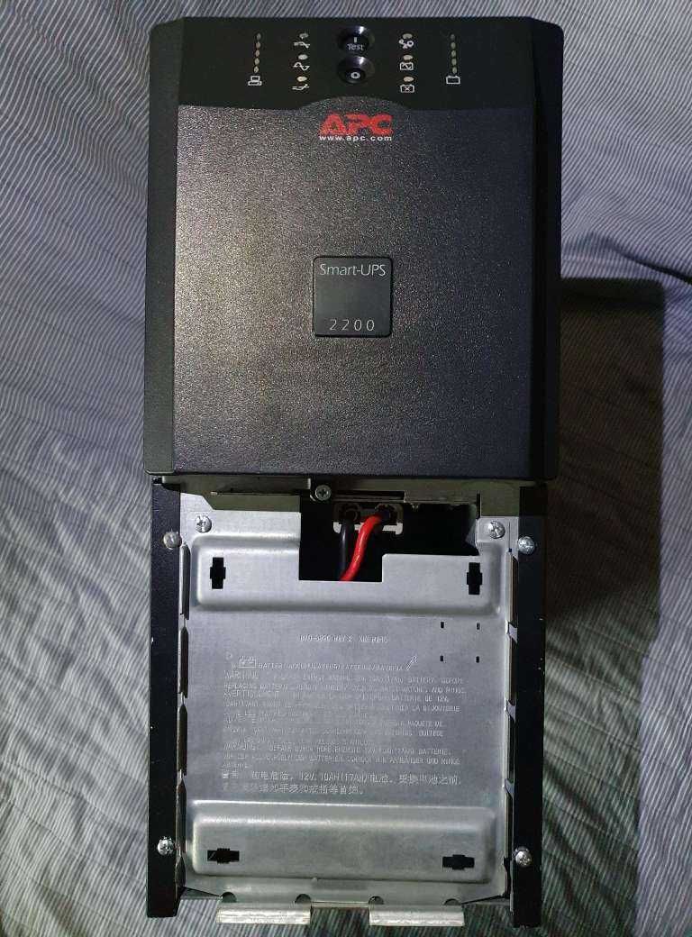 Бесперебійник (ИБП) APC Smart-UPS 2200VA (sua2200i) 1980W Чистий синус